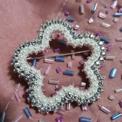 Pearls & Diamonds Hijab Pins - Image 3